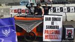Bela Palestina, Massa Gelar Aksi Gembok di Depan Kedubes AS Jakarta
