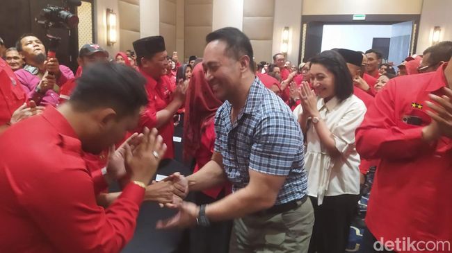 Andika Perkasa mengikuti acara konsolidasi dengan struktural PDIP di Magelang, Jumat (30/8/2024).