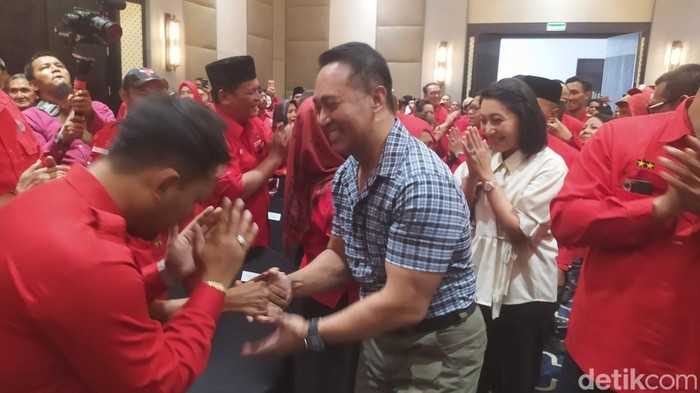 Andika Perkasa mengikuti acara konsolidasi dengan struktural PDIP di Magelang, Jumat (30/8/2024).