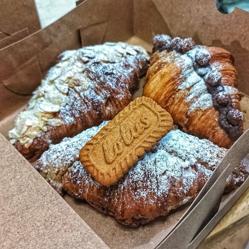 artisan bakery populer di BSD dan Gading Serpong