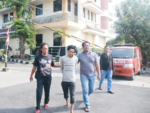 Trio Bajing Loncat Jarah Muatan Truk di Cilincing, 1 Pelaku Ditangkap