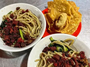 10 Bakmi Tertua di Jakarta yang Masih Eksis Sejak 1928