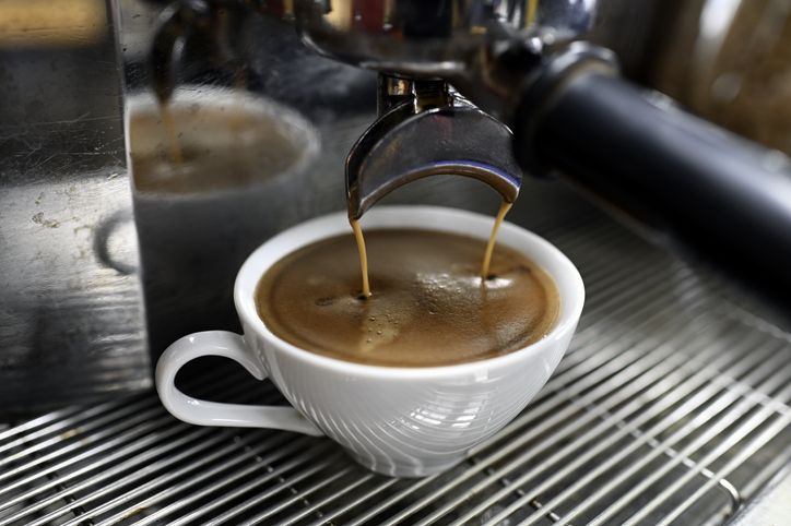 5 Cara Minum Espresso yang Benar Seperti Orang Italia