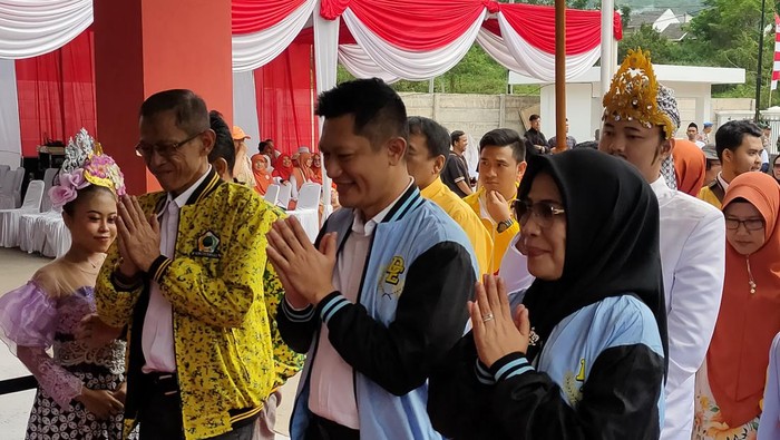 Deden Nasihin serta dr Neneng Efa Fatimah