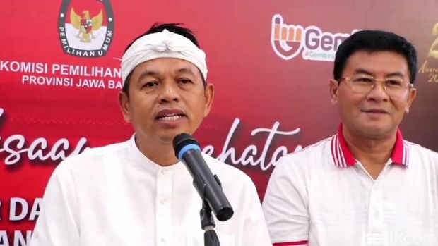 Dedi Mulyadi dan Erwan Setiawan.