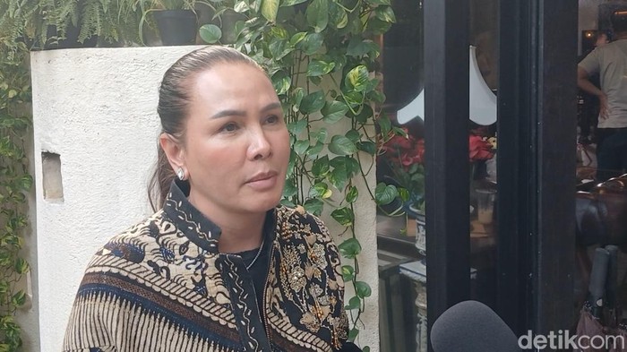 Fitri Salhuteru saat ditemui di kawasan Panglima Polim, Jakarta Selatan, pada Jumat (30/8/2024).