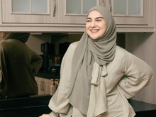 Move On! Irish Bella Curhat Soal Gandengan Baru