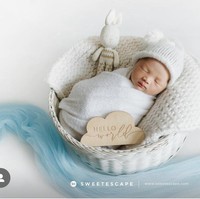 Beberapa hari setelah lahir, baby Jayden juga terlihat sudah menjalani pemotretan. Begitu mungil, baby Jayden tampak menggemaskan. Foto: Instagram/@jonathanchristieofficial