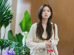8 Drama Korea Terbaik Jung So Min, Pemain Love Next Door Pemotretan di Bali