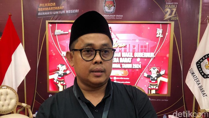 Koordinator Divisi Teknis Penyelenggaraan Pemilu KPU Sumbar Ory Sativa Syakban. (M Afdal Afrianto/detikSumut)