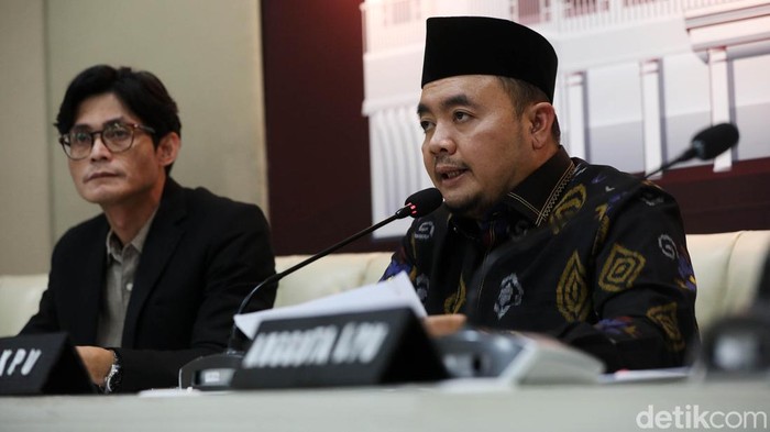 KPU menyatakan ada 48 daerah yang hanya diikuti calon tunggal di Pilkada 2024. KPU pun membuka kembali pendaftaran di wilayah tersebut.