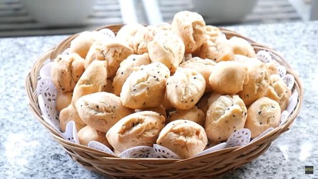 Kue Cucuru Jintan Khas Makassar.