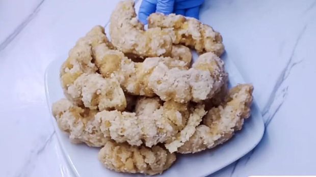 Kue Khas Makassar Se'ro-Se'ro.