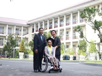 Kerja Keras dan Kasih Orang Tua Antarkan Atlet Disabilitas Raih Gelar Sarjana UGM