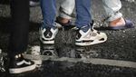 Panama Deportasi Puluhan Migran Ilegal dengan Tangan-Kaki Diborgol