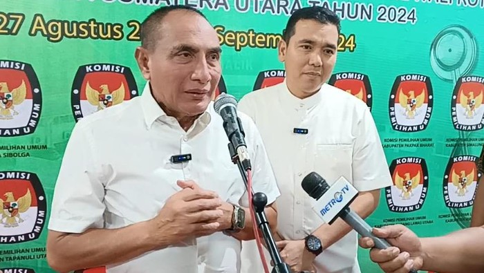 Edy-Hasan memberikan keterangan pers usai melakukan pemeriksaan kesehatan di RSUP Adam Malik, Medan (Nizar Aldi/detikSumut)