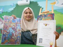 Hebat! Anak Difabel Surabaya Sabet Juara Seni Internasional