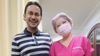 Di Instagram, Ramzi mengungkap perjalanan dietnya. Pada 2022, ia terlihat sudah berkonsultasi dengan dokter gizi terkenal di kalangan artis, dr. Cissie Nugraha. Foto: Instagram abiramzi76
