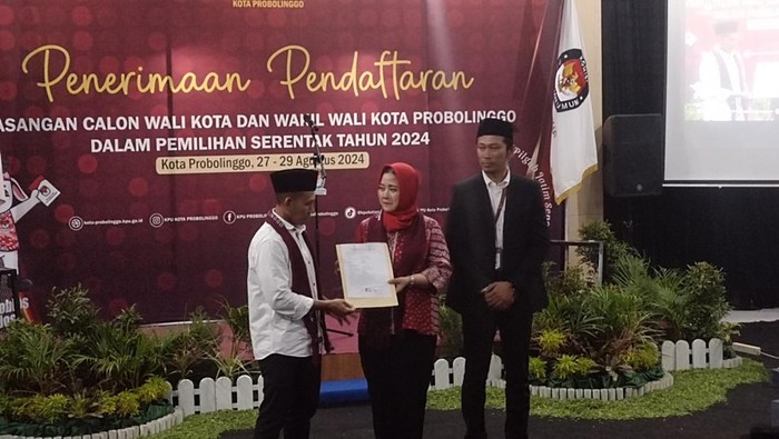 Sri Setyo Pertiwi dan Muhammad Rachman pendaftar terakhir di Pilwali Probolinggo