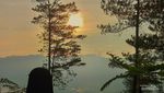 Puncak Lawang, Negeri di Atas Awan yang Damaikan Hati
