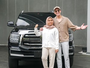 Verrell Bramasta Tepati Janji, Belikan Ibu Sambung Mobil Rp 1,2 M