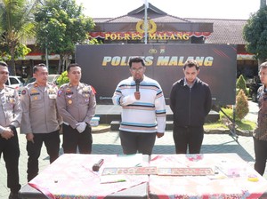 Pengemudi Pajero Pelat Lemhannas Berstrobo di Malang Diamankan-Minta Maaf