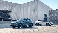 Dikutip dari laman Carnewschina, Wuling Starlight S dijual dalam lima varian dan harga, tipe PHEV 60 km advanced version dijual 99.800 yuan (Rp 217,8 juta), lanjut tipe  PHEV 130 km pilot version dijual 109.800 yuan (Rp 239,6 juta), kemudian tipe PHEV 130 km flagship version dijual 119.800 yuan (Rp 261,4 juta). Foto: Carnewschina
