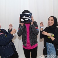 Acara ini didukung oleh Emeron Hijab Shampoo, Shopee Indonesia, Bank Syariah Indonesia, Social Media KipasKipas, EZnet by Telkomsel Internet Mudah Murah Untuk Seisi Rumah, Casio dan GIS Travel Sahabat Umroh dan Haji Anda. (Foto: Andhika Prasetia/detikcom)