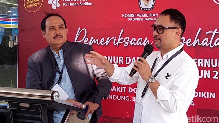 Bacalon Gubernur dan Wakil Gubernur Jabar, Jeje Wiradinata-Ronal Surapradja