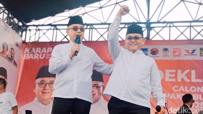 Bakal pasangan calon Bupati - Wakil Bupati Sukabumi Iyos Somantri dan Zainul