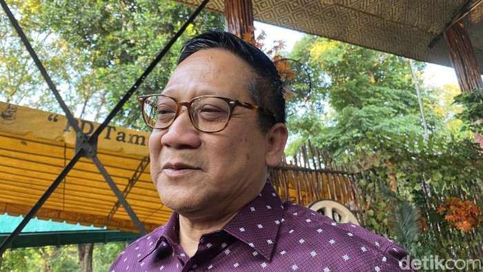 Dirut PDTS Kebun Binatang Surabaya Khoirul Anwar