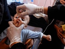 Ekspresi Anak-anak Gaza Saat Divaksin Polio