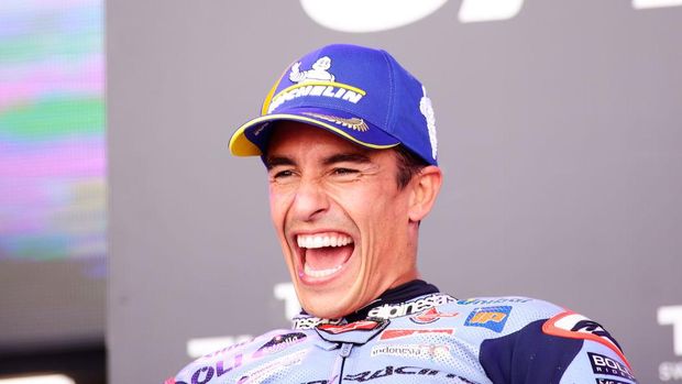 ALCANIZ, SPAIN - AUGUST 31: Marc Marquez from Spain of Gresini Racing MotoGP celebrating his victory during MotoGP of Aragon Sprint, at Motorland Aragon Circuit on August 31, 2024 in Alcaniz, Spain. (Photo by Joan Cros - Corbis/Getty Images)