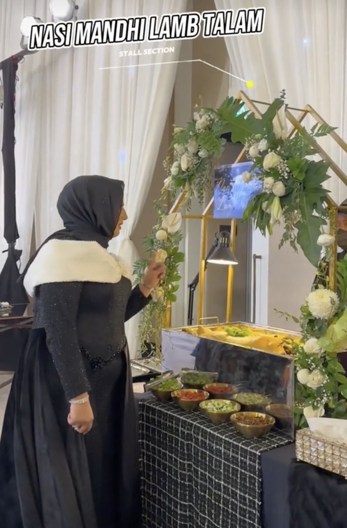 Mewah! Menu Ultah Mama Ala yang Digelar Tasyi Athasyia di Hotel Mewah! Menu Ultah Mama Ala yang Digelar Tasyi Athasyia di Hotel
