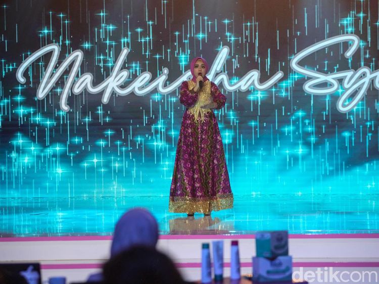 8 Foto Nakeisha Syifa, Anak SMA Jadi Juara Emeron Hijab Hunt 2024