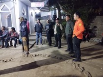 Pendaki Terpeleset ke Kawah Gunung Lawu, Pulangnya Diangkut Tim SAR