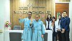 Ridwan Kamil-Suswono Lambaikan Tangan Saat Jalani Pemeriksaan Kesehatan