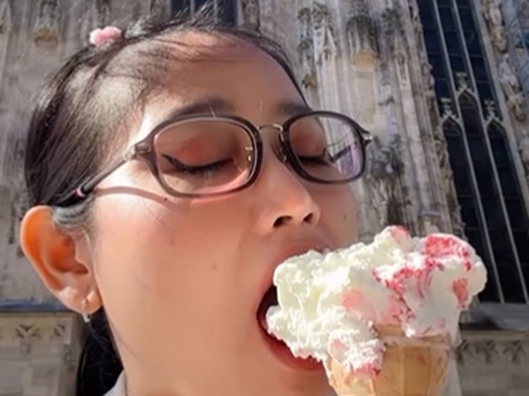 Riyuka Bunga Ungkap Menu Diet Andalan hingga Momen Jajan di Eropa