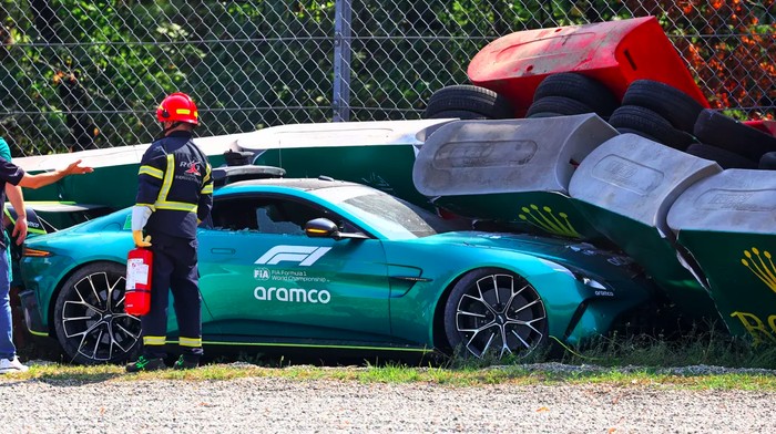 Safety Car F1 kecelakaan