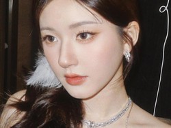Beredar Foto Ratu Drama China Pakai Kursi Roda, Diduga karena Depresi Beredar Foto Ratu Drama China Pakai Kursi Roda, Diduga karena Depresi