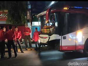Bus Jurusan Bali Rusak Diamuk Pembalap Liar di Jalur Pantura Probolinggo