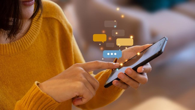 Cara Mengatasi Masalah Status WhatsApp yang Sulit Diupdate