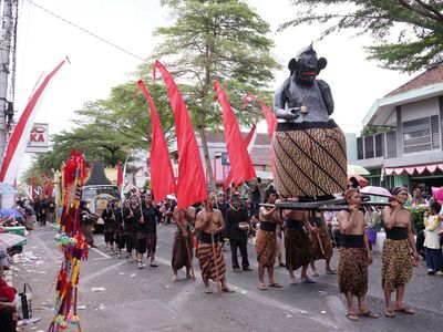 Kemeriahan Pawai Kebangsaan di Purbalingga