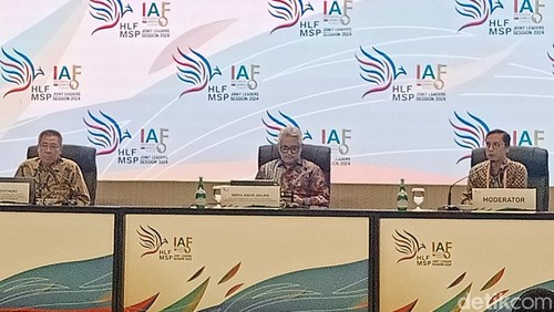 Deputi Bidang Politik, Hukum, Pertahanan dan Keamanan, Kementerian PPN/ Bappenas Bogat Widyatmoko dan Direktur Jenderal Asia Pasifik dan Afrika, Kementerian Luar Negeri Abdul Kadir Jailani di Nusa Dua, Badung, Bali pada Minggu (1/9/2024)