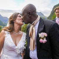 Masyarakat Norwegia kerap mengkritik pasangan tersebut ketika melakukan pekerjaan mereka yang bersifat spiritual kerap menggunakan koneksi dari kerajaan untuk mencari uang. Foto: Heiko Junge/NTB via AP