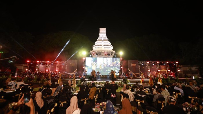 Ribuan orang menonton Anugerah Musik Banyuwangi