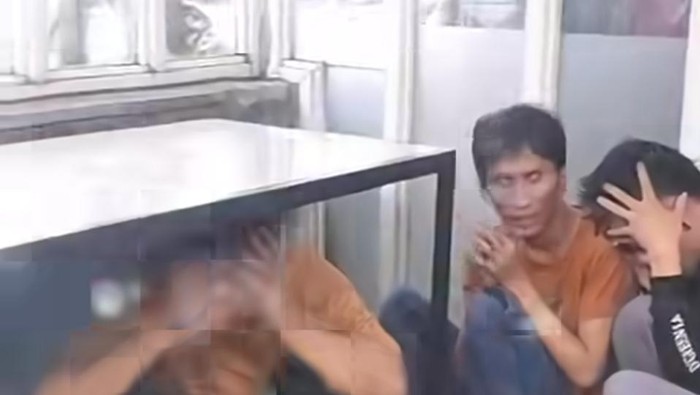 serempetan di malang penumpang nyaris dimassa