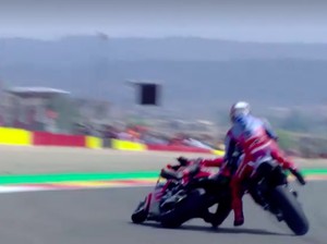 Detik-detik Tabrakan Alex Marquez dan Bagnaia di MotoGP Aragon 2024