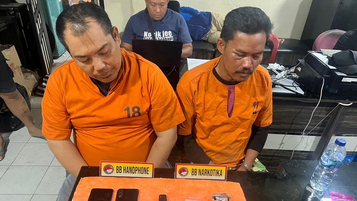 Dua oknum polisi ditangkap di Inhil