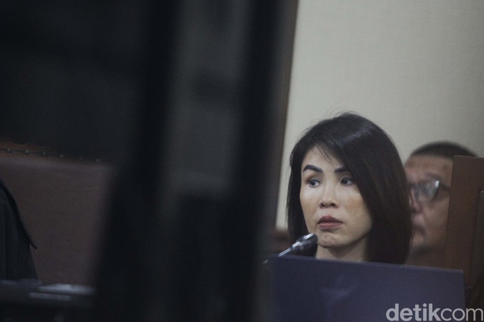 Helena Lim menjalani sidang lanjutan korupsi pengelolaan tata niaga komoditas timah di Pengadilan Tipikor, Jakarta. Sidang menghadirkan dua saksi.